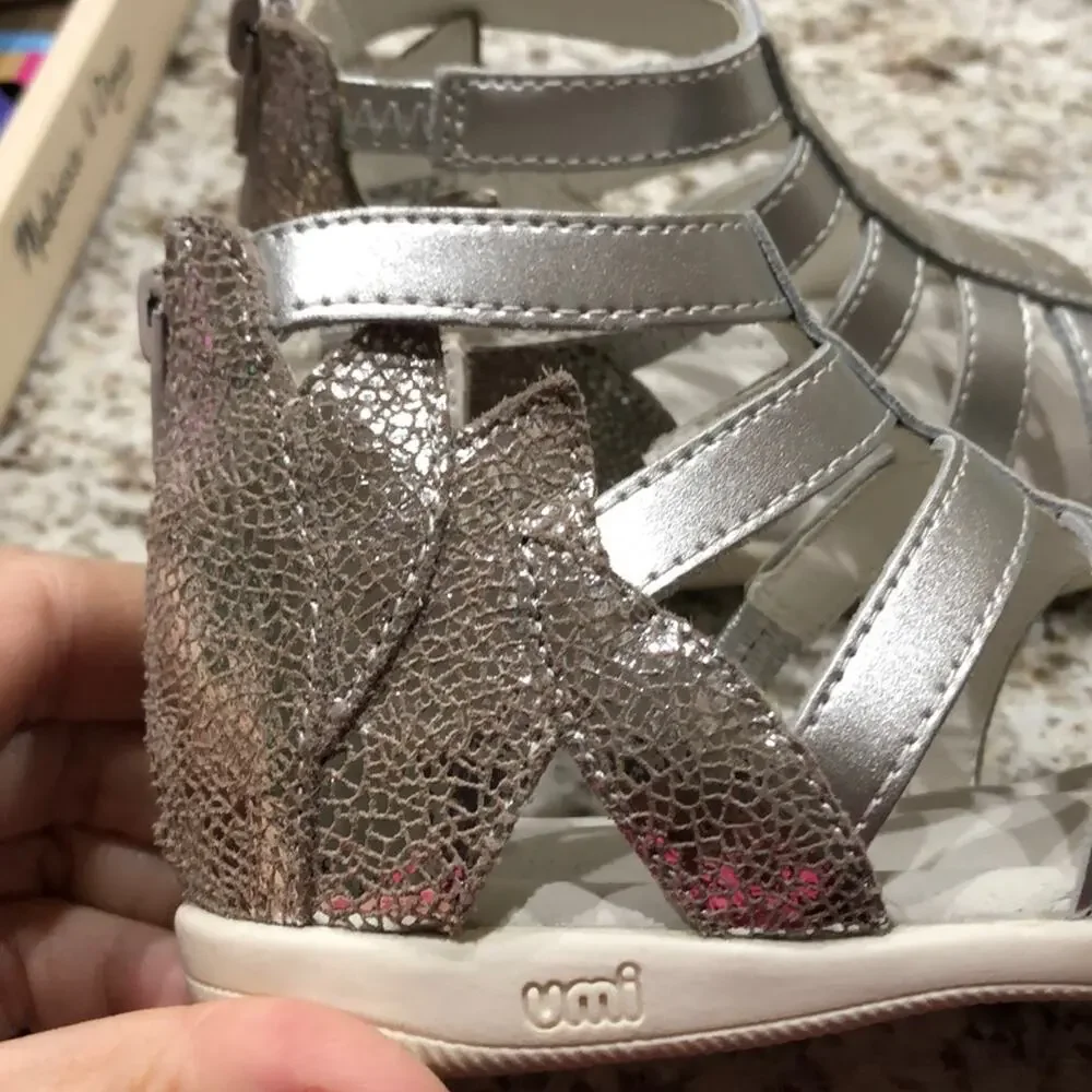 Umi gladiator sandal silver 7 worn once leather